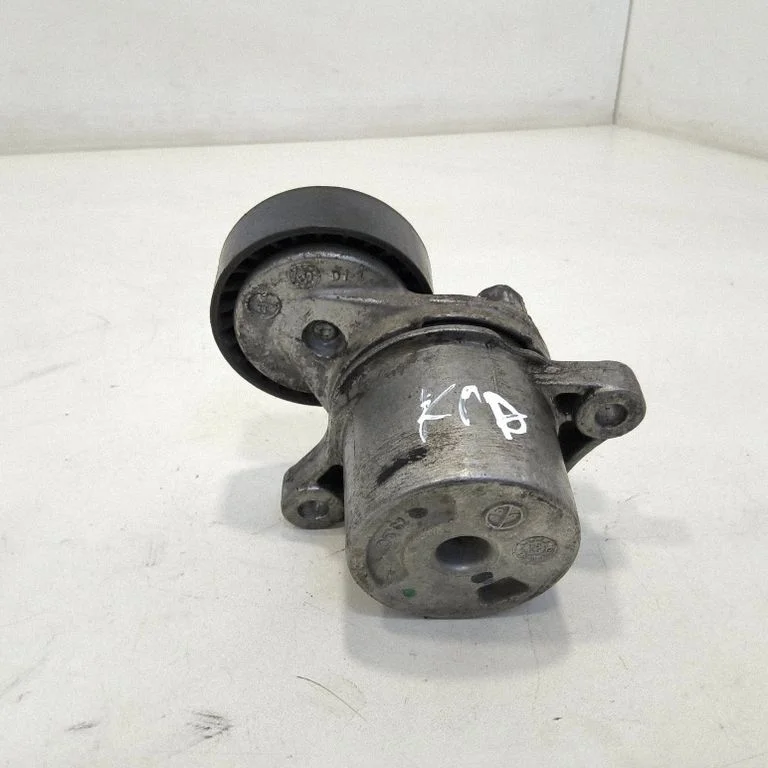 Generator/alternator belt tensioner 60599102
