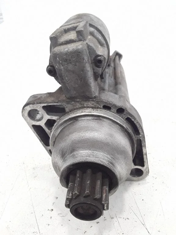 Starter motor – front