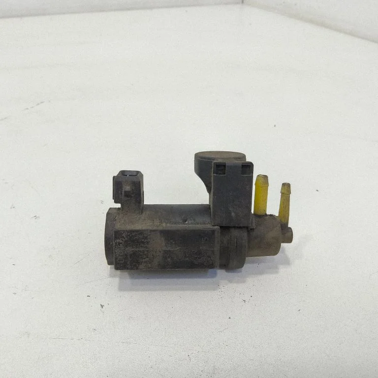Zawór elektromagnetyczny turbo 351202A900