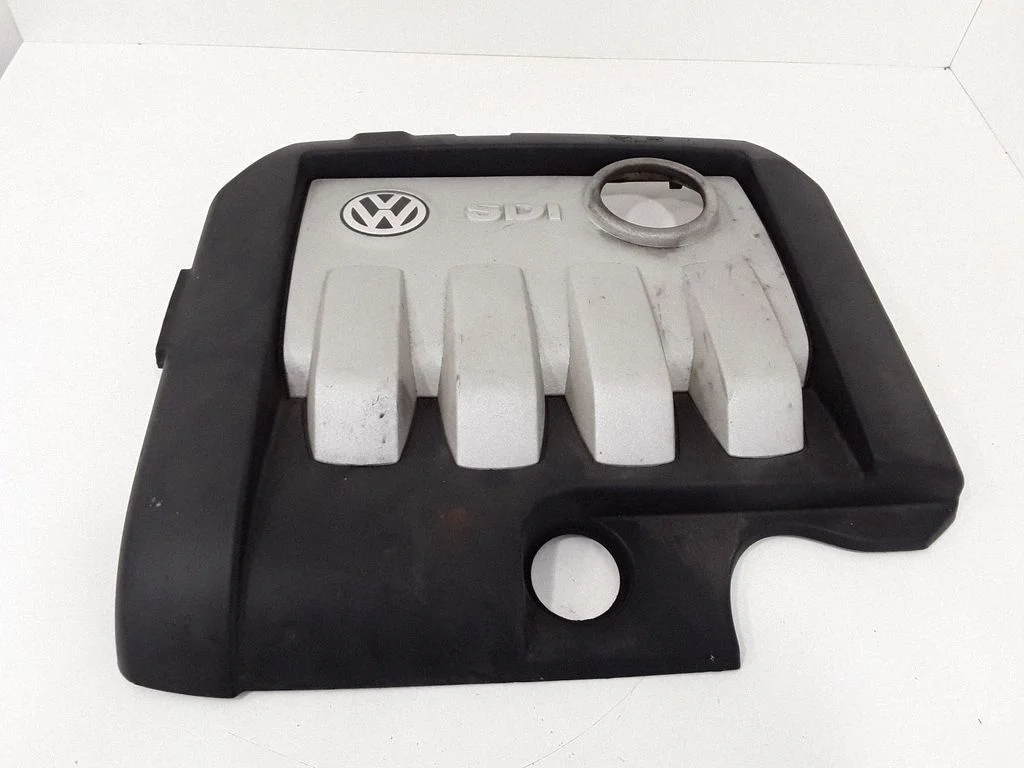 Engine cover (trim)