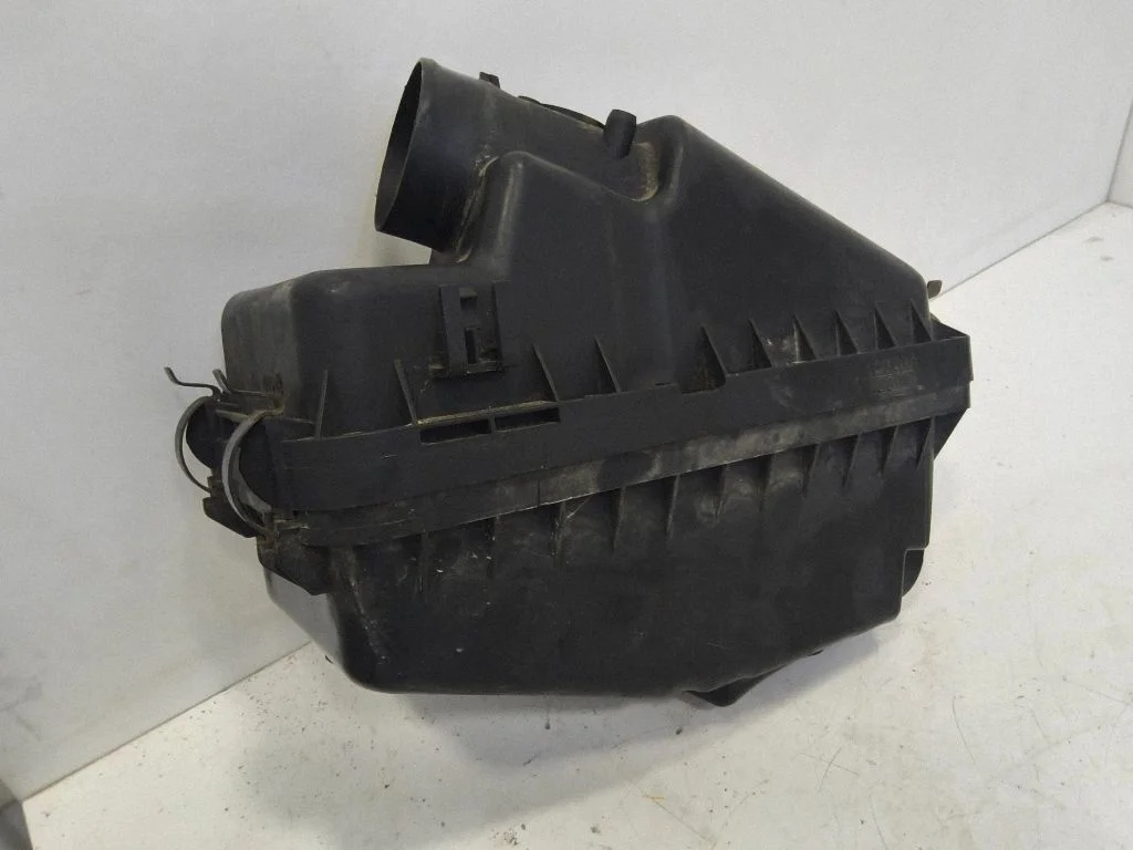 Air filter box 0G01