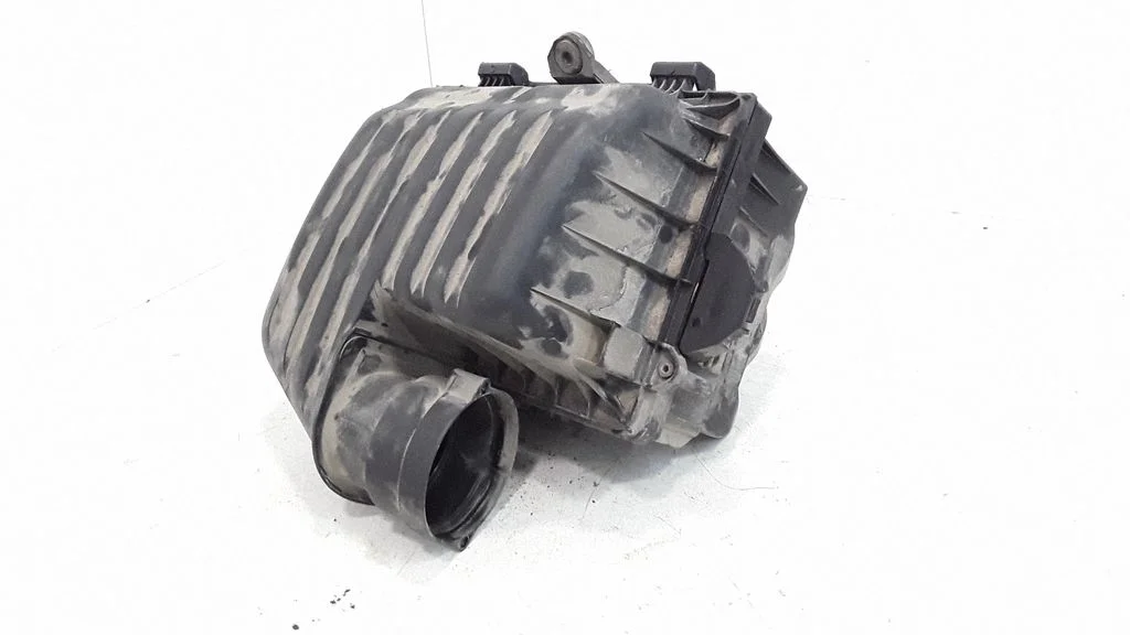 Air filter box