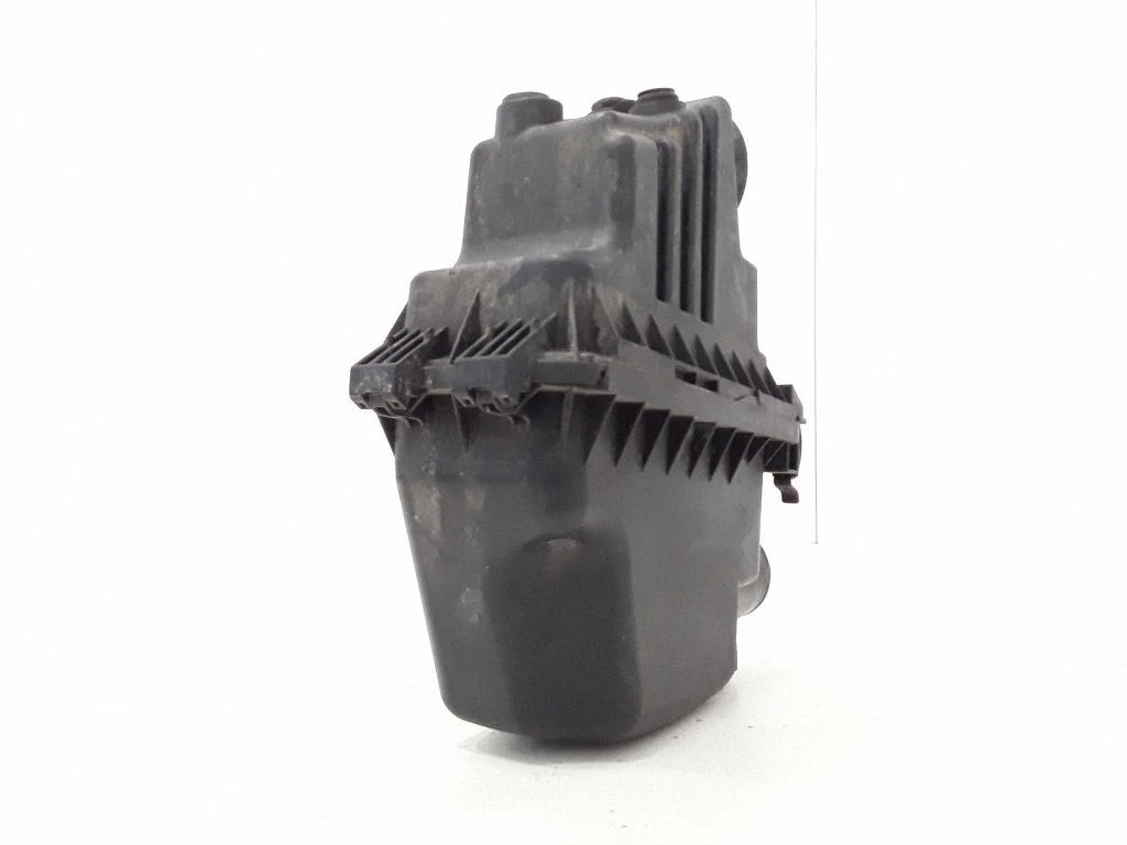Air filter box – Toyota Yaris Verso (1999-2005)