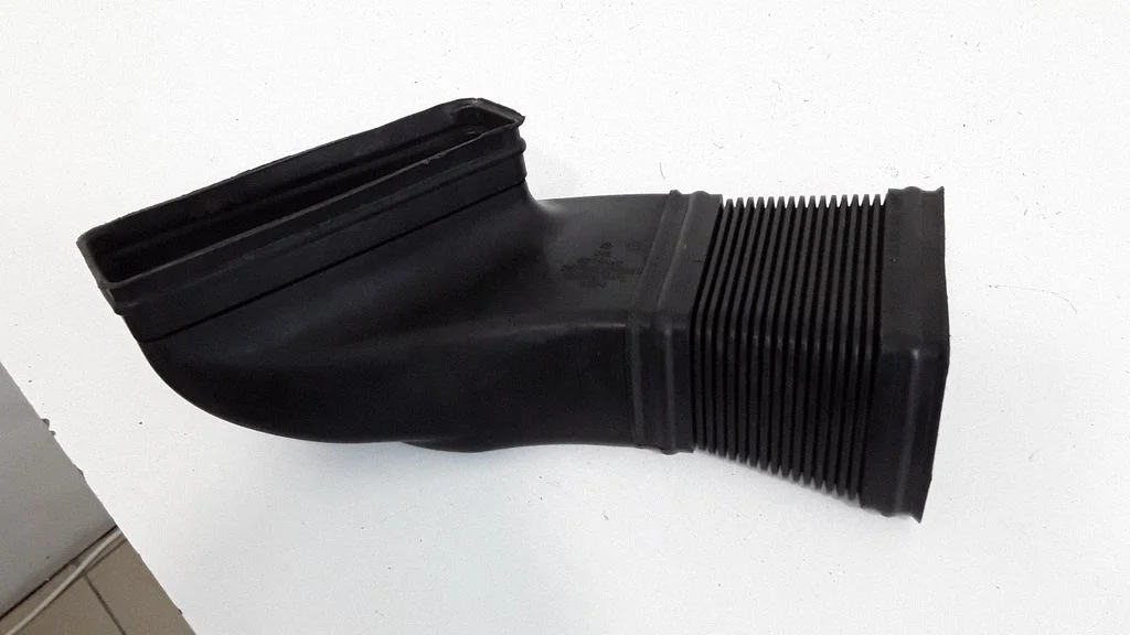 Air intake duct part 3B0129617O