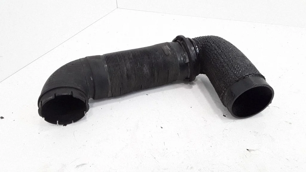 Air intake duct part 282003E000