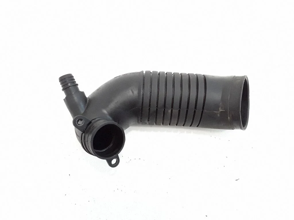 Turbo air intake inlet pipe/hose 8D0129615K