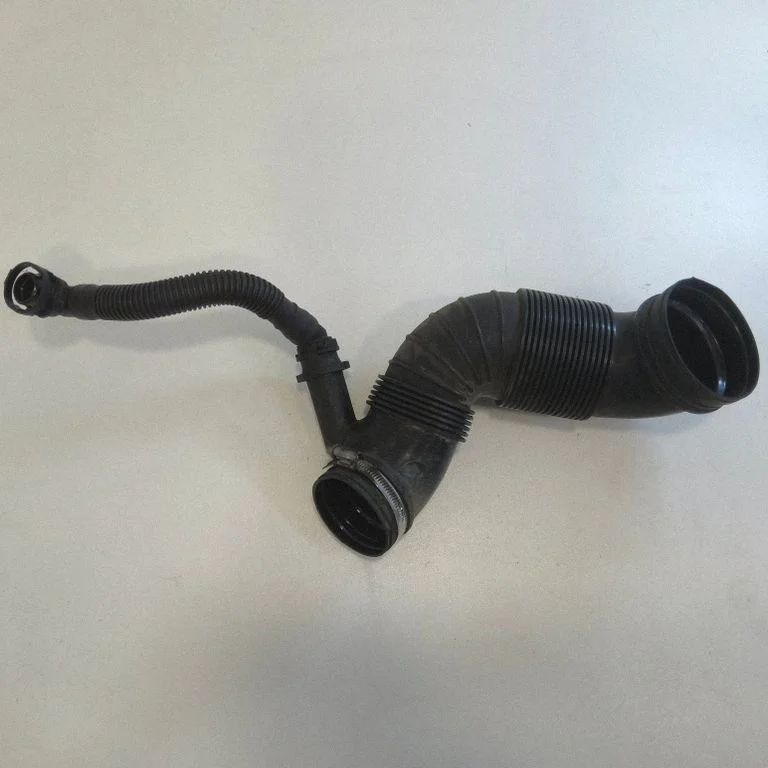 Air intake hose/pipe 3C0129654