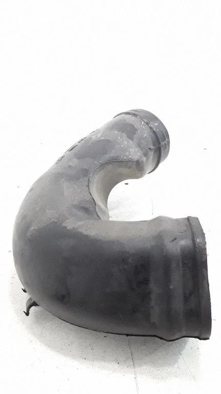 Air intake hose/pipe 7M3806914
