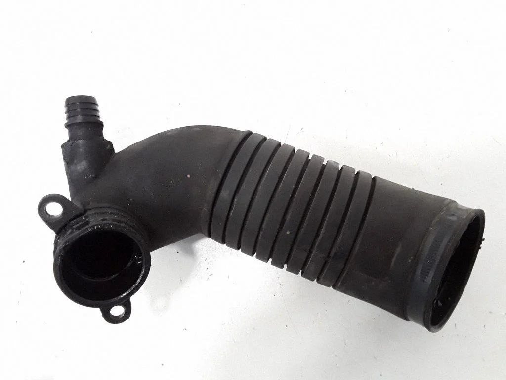 Turbo air intake inlet pipe/hose