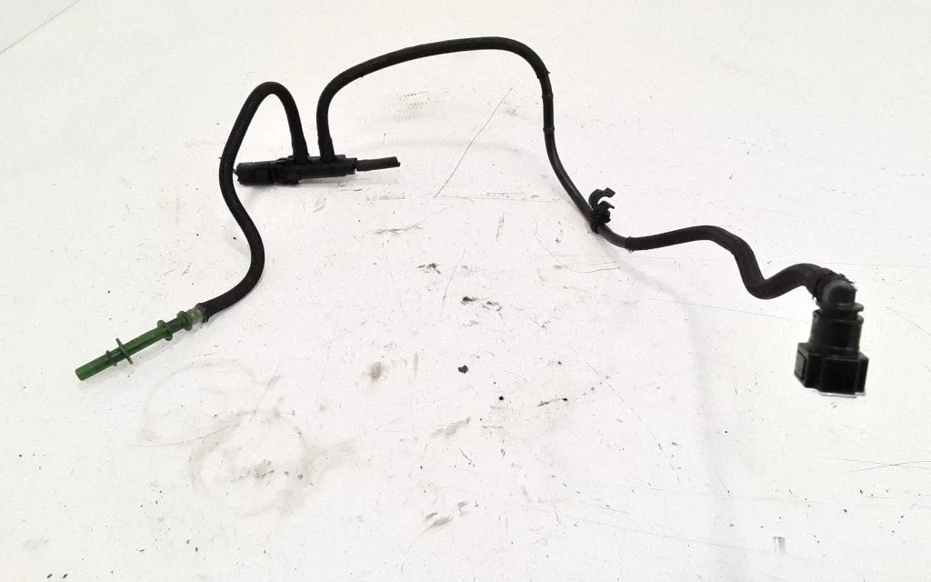 Fuel line pipe