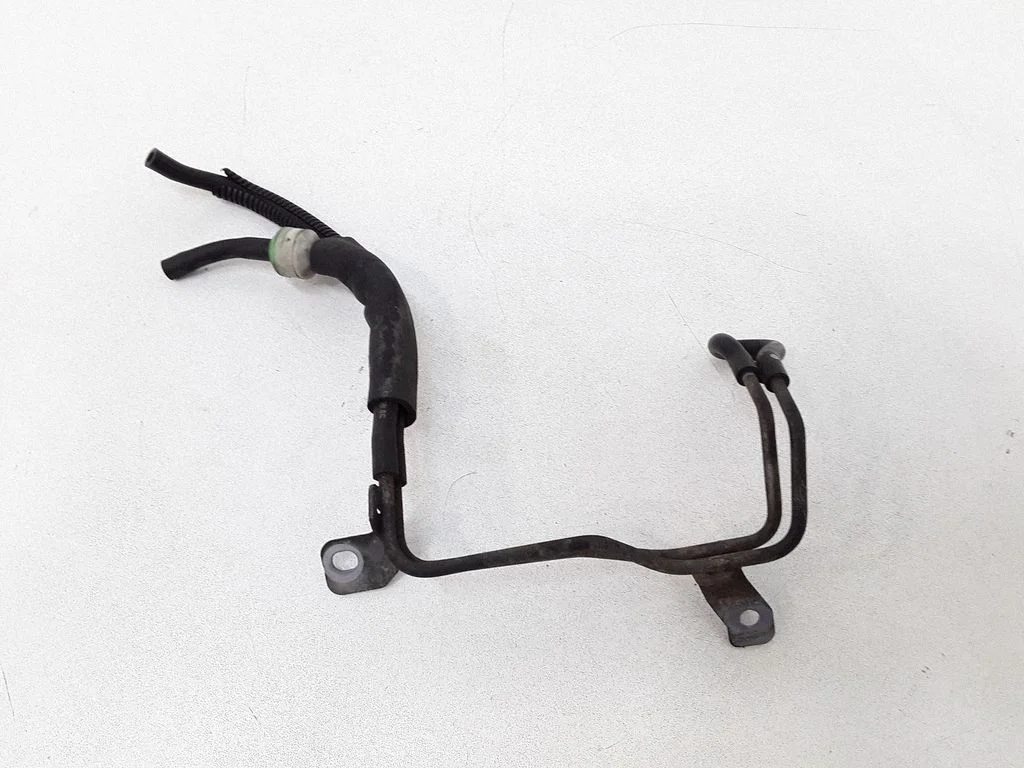 Fuel line pipe