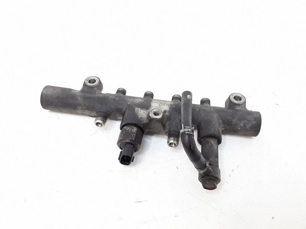 Fuel main line pipe