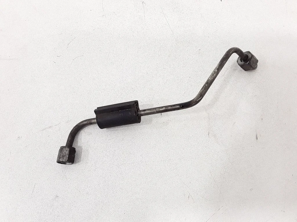 Fuel injector supply line/pipe – Opel Insignia A (2008-2017)
