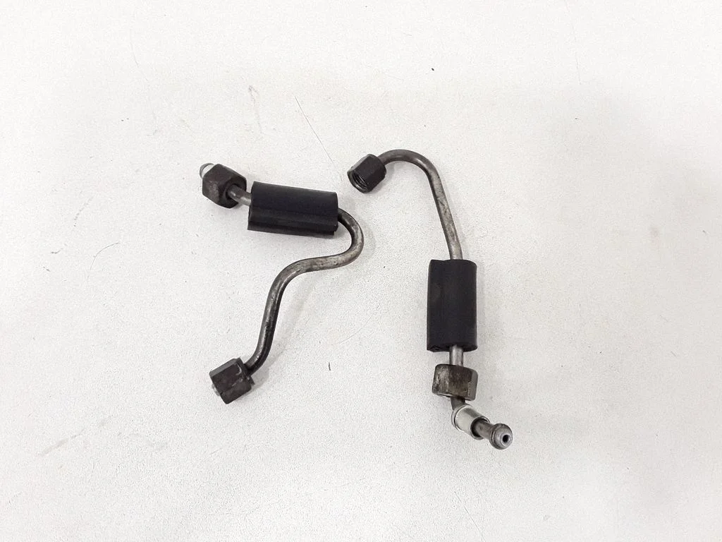 Fuel injector supply line/pipe – Opel Insignia A (2008-2017)