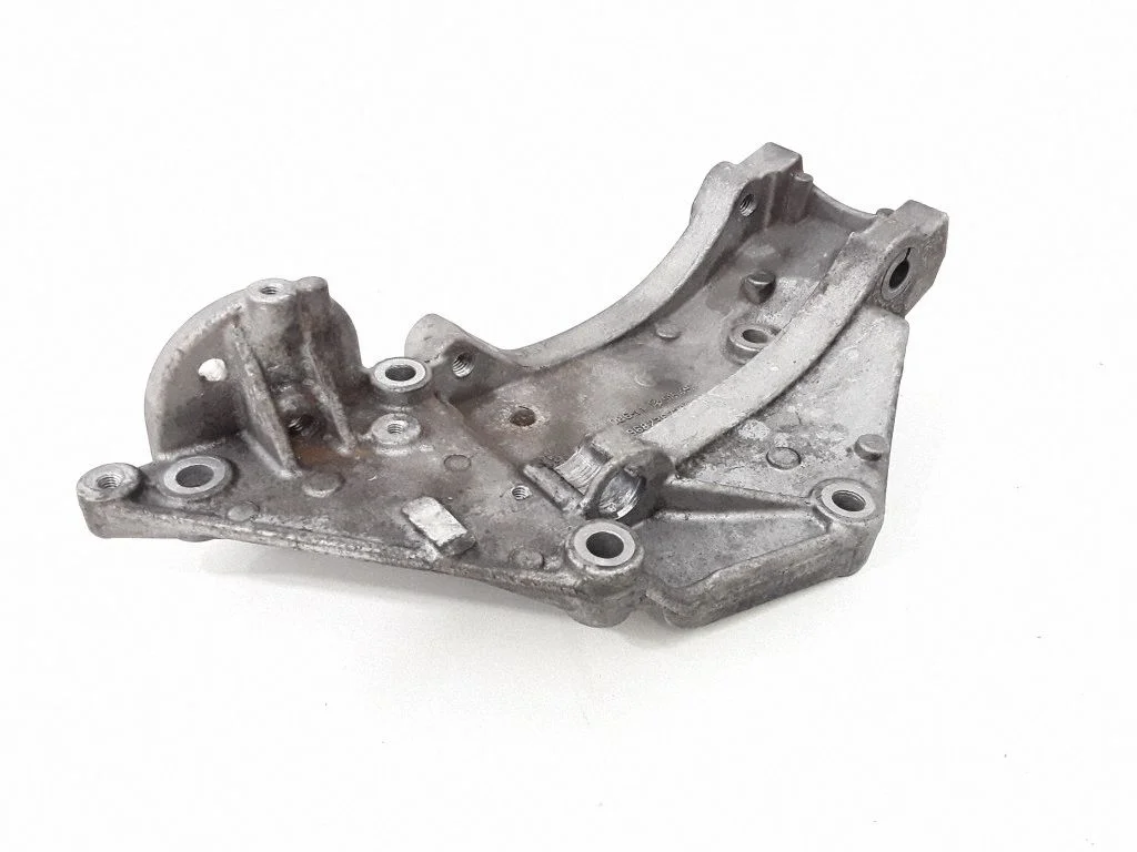 Generator/alternator bracket – Volvo V50 (2008-2012)