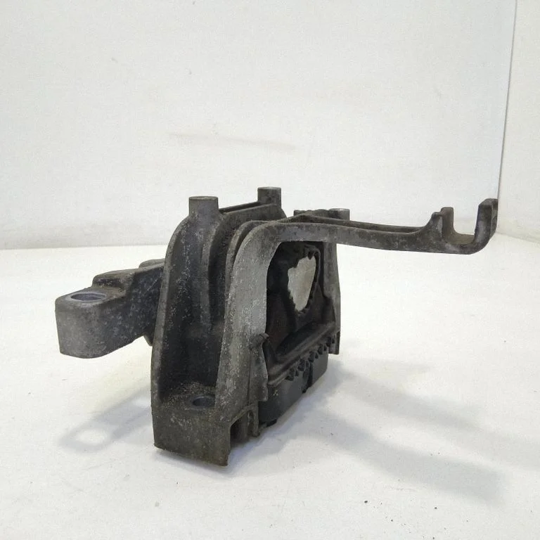 Dzinēja spilvens – Seat Leon (5F) (2012-2019)