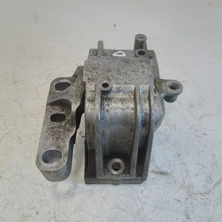 Mootoripadi 1K0199262BA