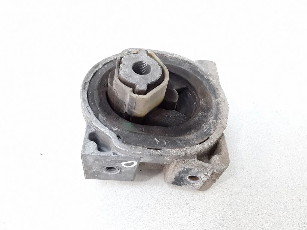 Engine mount bracket – Mercedes-Benz B-Class W245 (2005-2011)