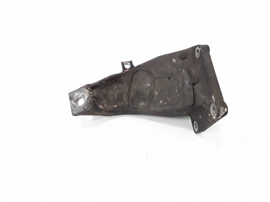Engine mounting bracket 6754185