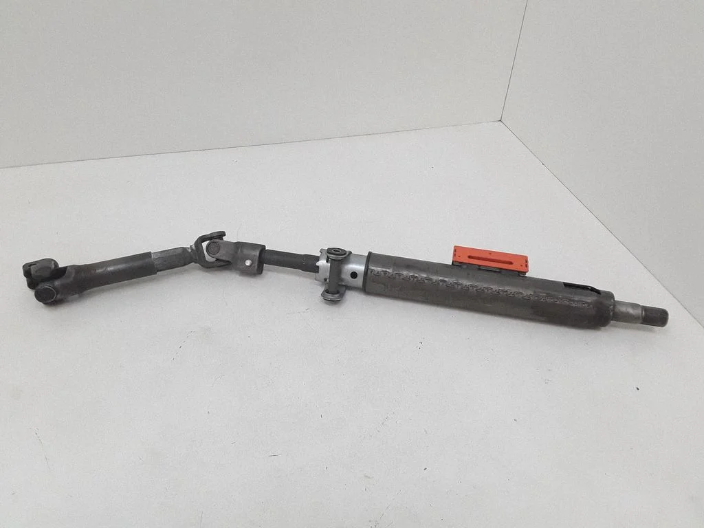 Steering wheel axle