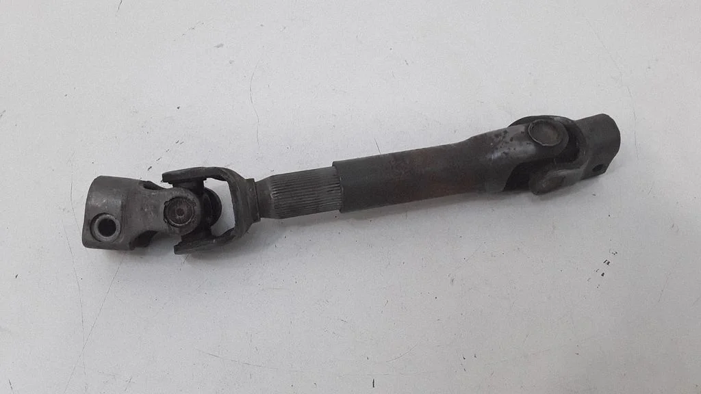 Steering column universal joint