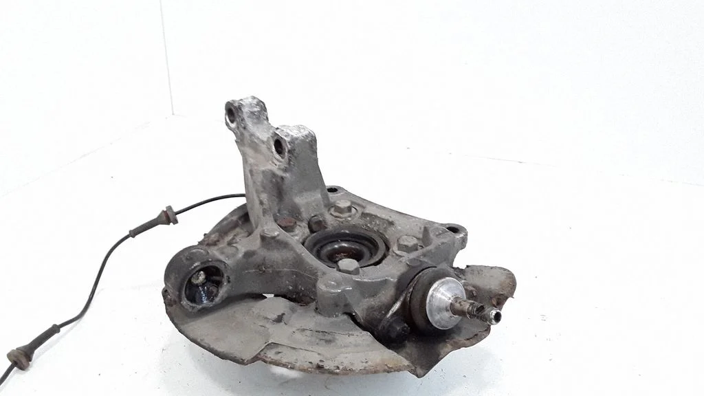Front wheel hub spindle knuckle – front left