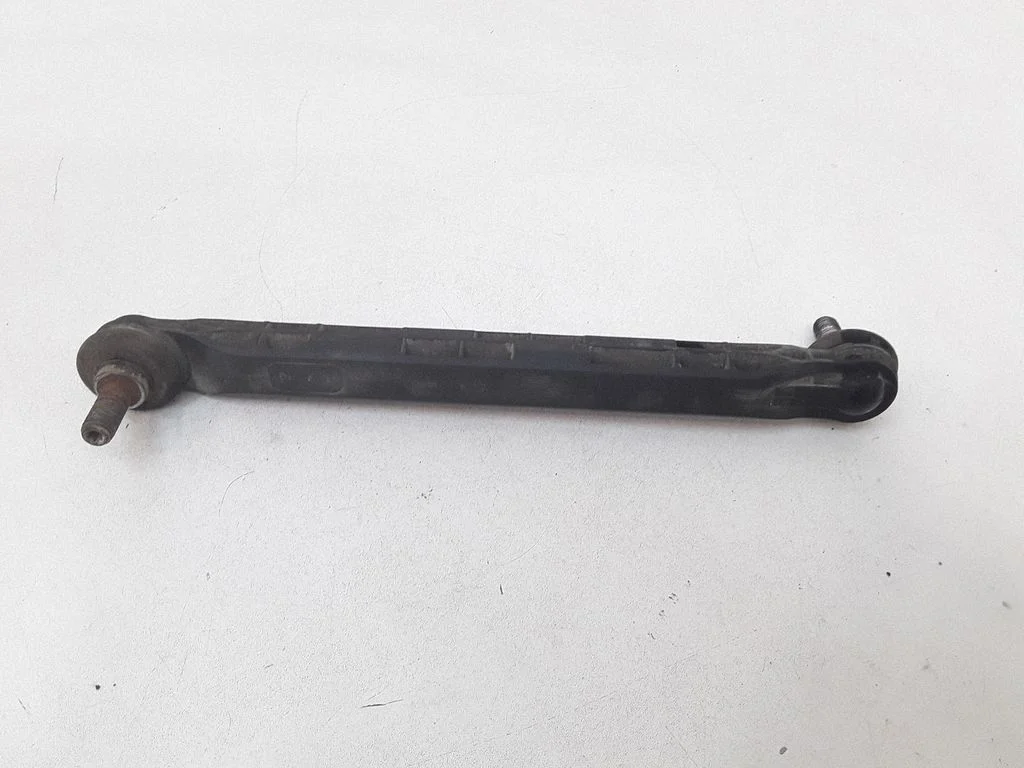 Front anti-roll bar/stabilizer link