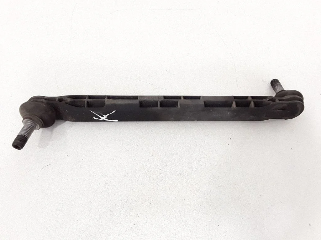 Front anti-roll bar/stabilizer link – left