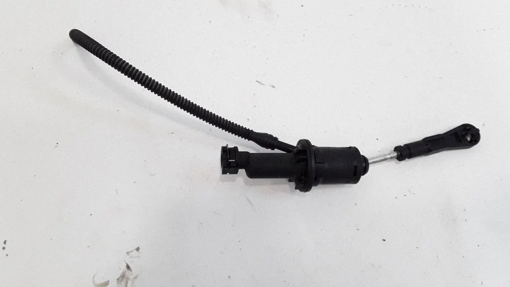 Clutch master cylinder