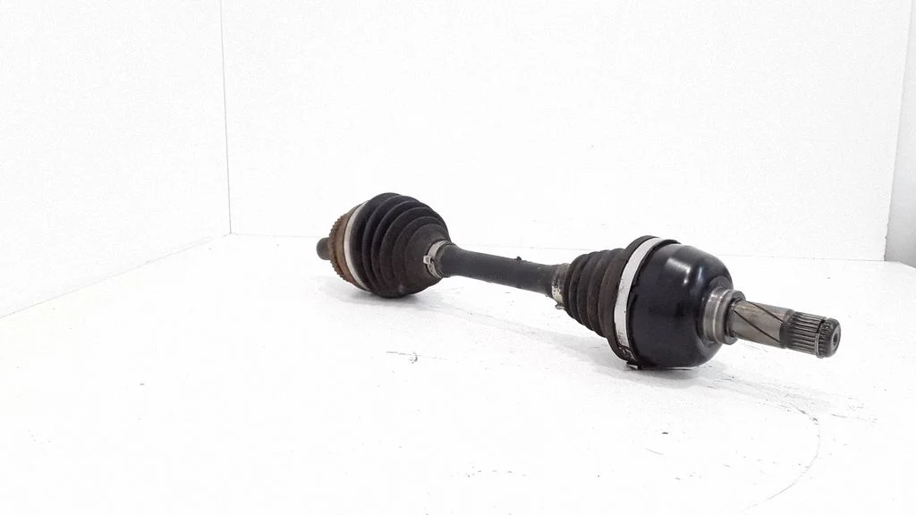 Front driveshaft – front left