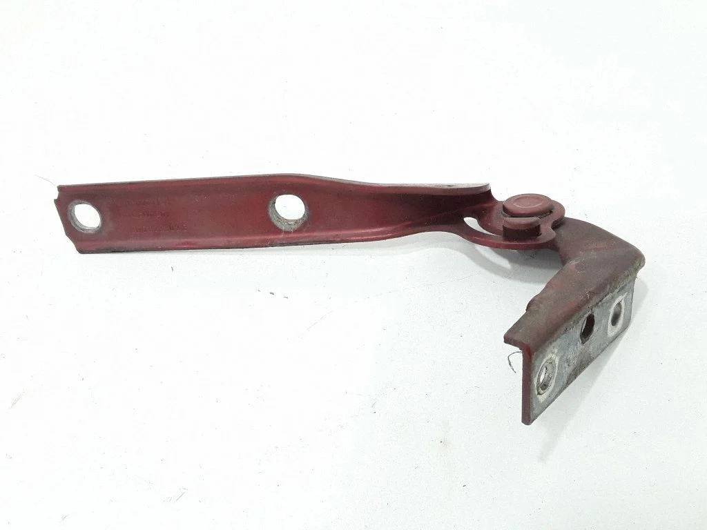 Engine bonnet/hood hinges 8D0823302B