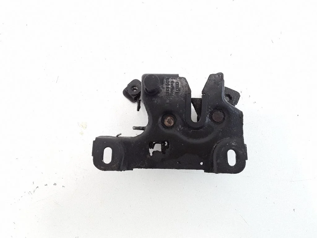 Zamek maski 8D0823609
