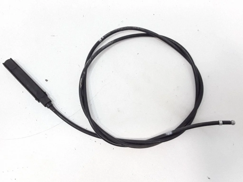 Engine bonnet/hood lock release cable