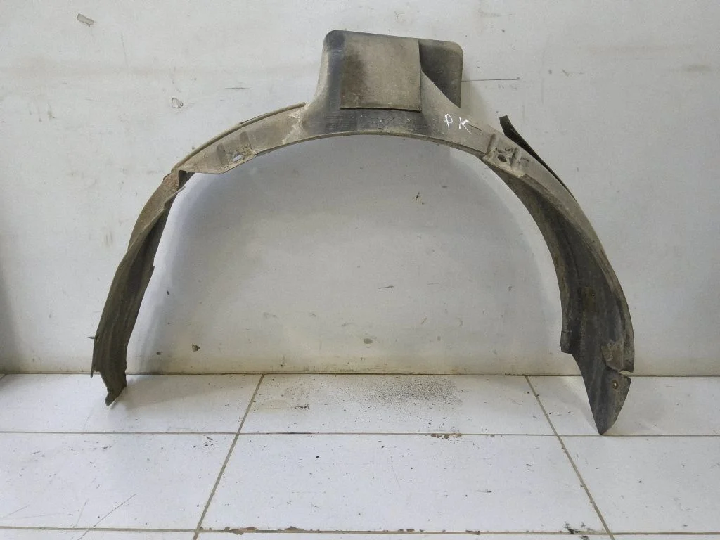Front wheel arch liner splash guards – front left
