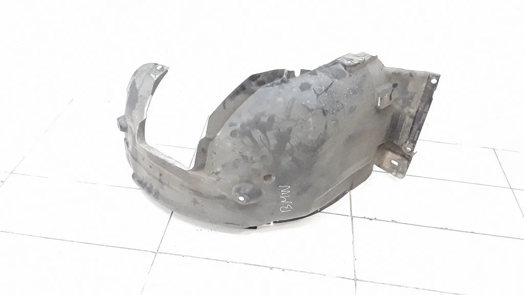 Front wheel arch liner splash guards – front left