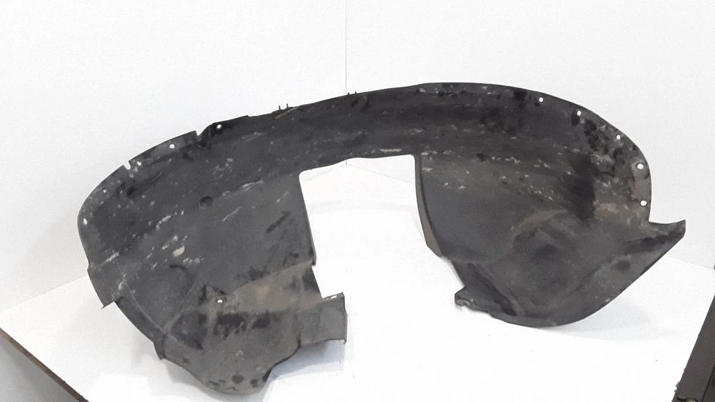 Front wheel arch liner splash guards – front left