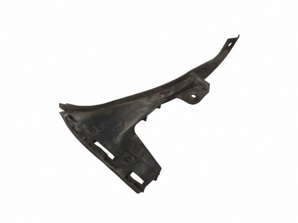 Rear bumper mounting bracket – rear left
