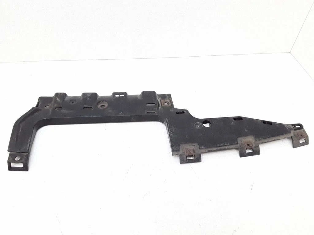 Rear bumper mounting bracket 7163847
