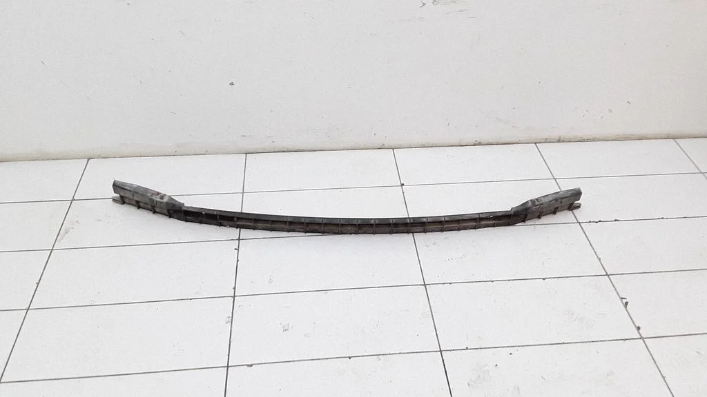 Rear bumper mounting bracket 3B5807863D