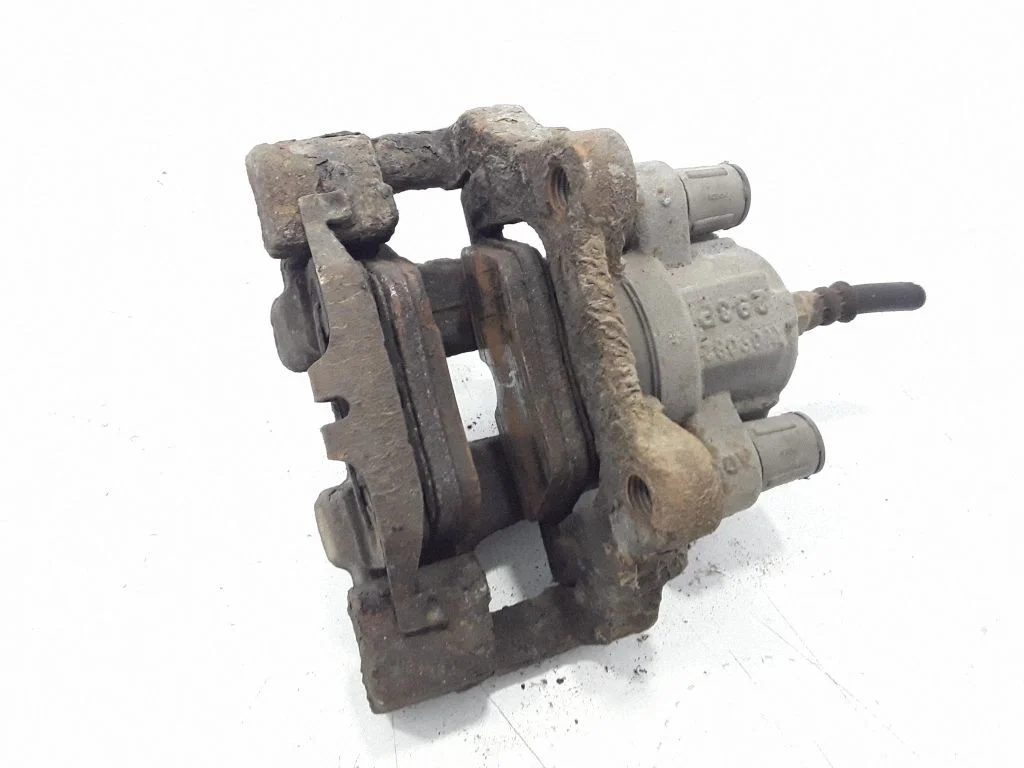 Tagumine pidurisadul – tagumine vasak