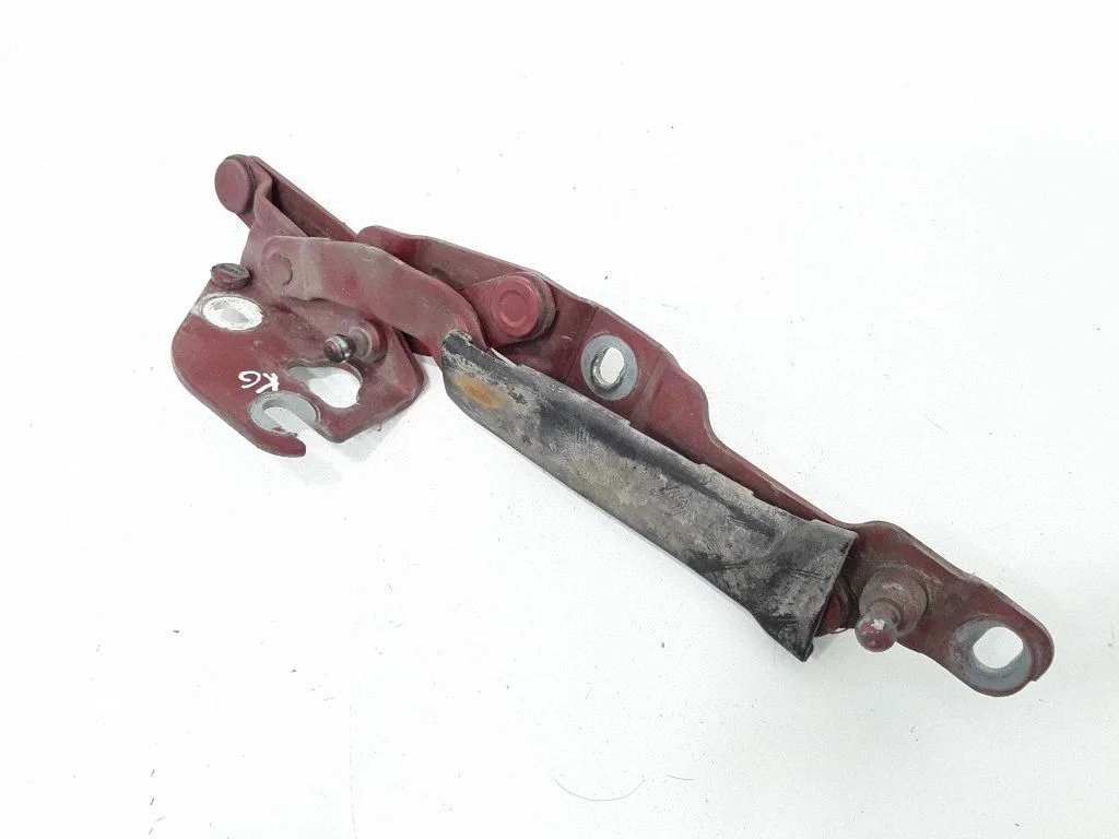 Tailgate/trunk/boot hinge 8D5827301A