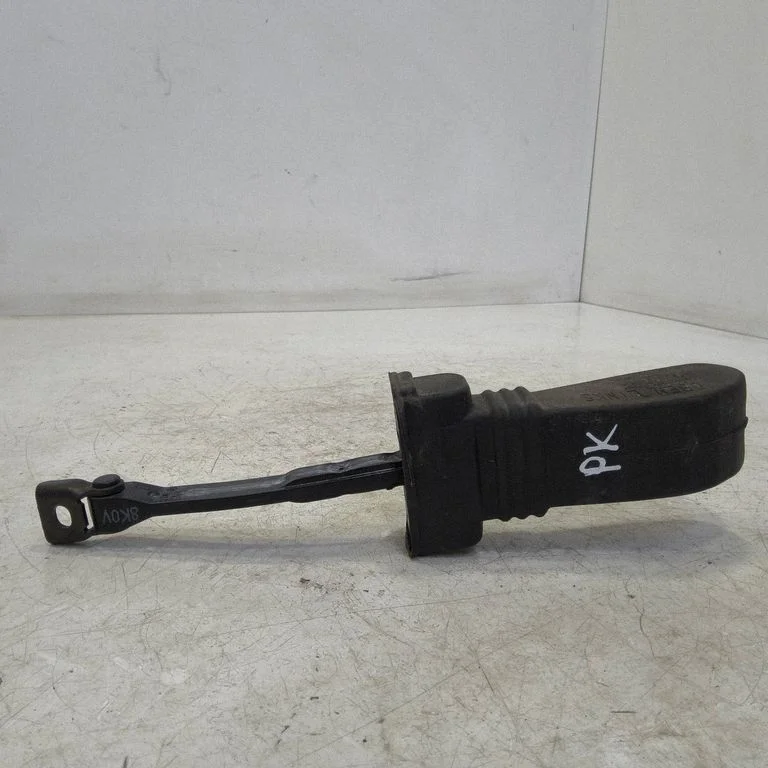 Front door check strap stopper – Audi A4 Allroad B8 (2008-2016)