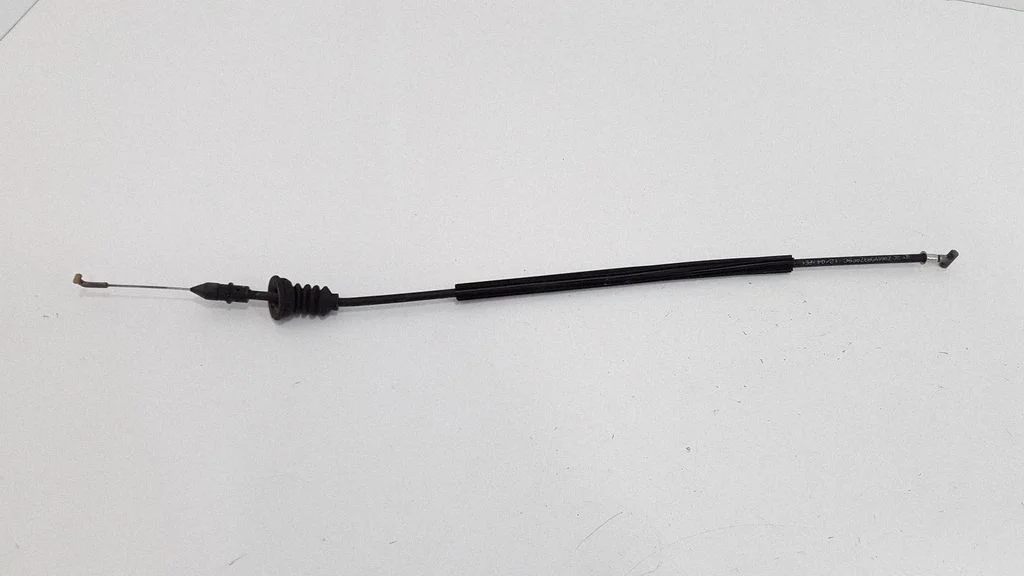 Front door cable line – left