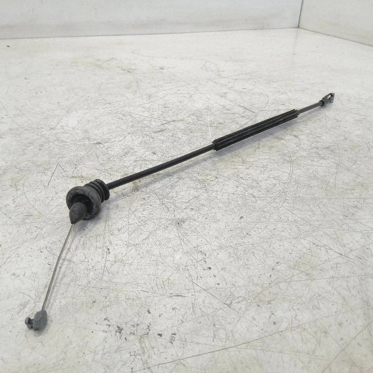 Front door cable line – front left