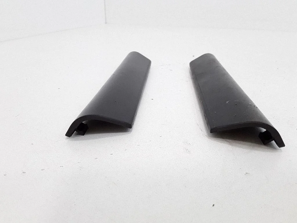 Front door interior handle