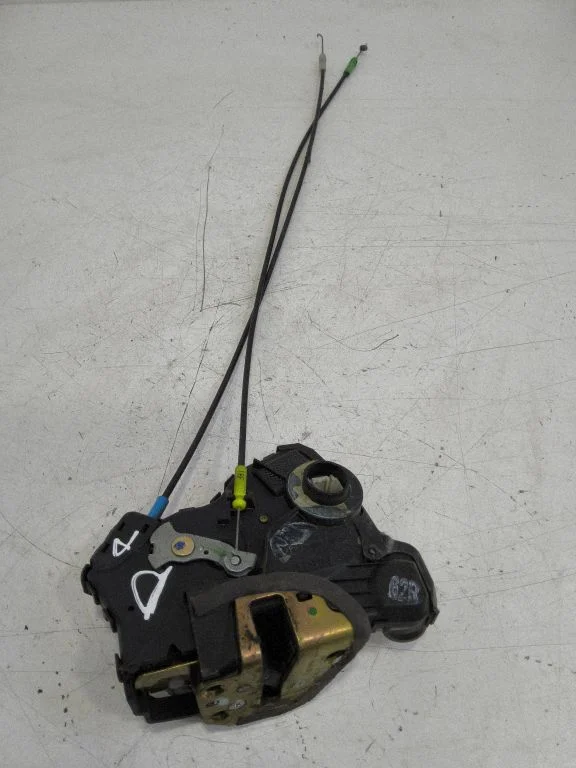 Front door lock – front right