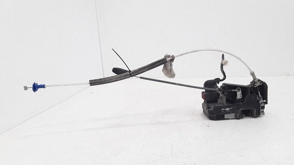 Front door lock – Opel Zafira A (1999-2005)