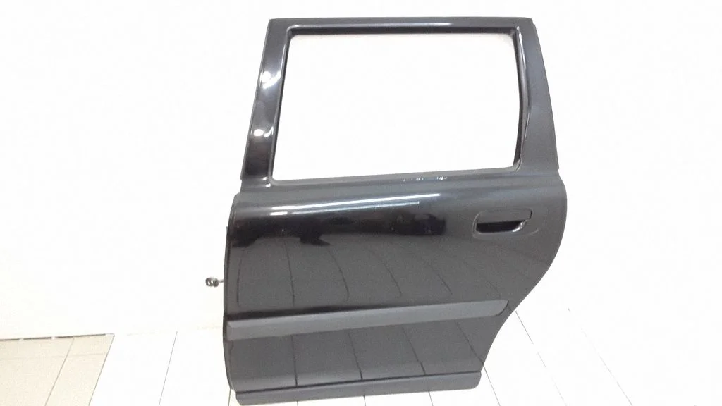 Rear door – rear left