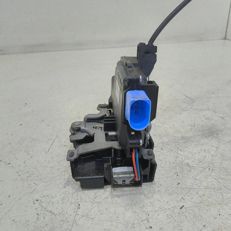 Rear door lock – Skoda Octavia Mk2 (1Z) (2004-2013)