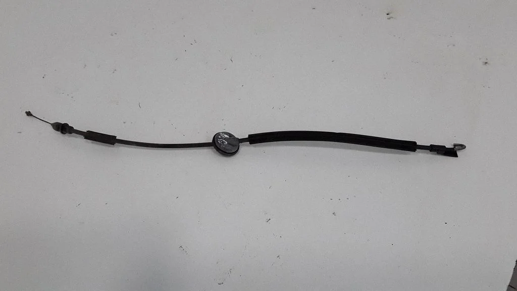 Rear door cable line – right